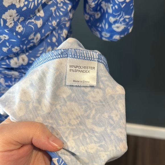 Light Blue and White Flutter Sleeve Mini Sundress - Picture 3 of 4